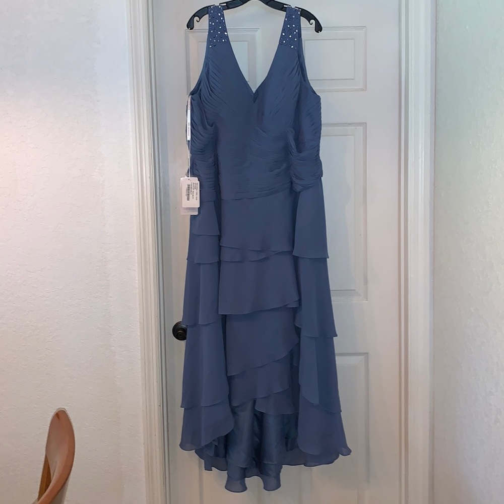 COPY - JJ’s House Mother of the Bride/Special Occasion High low layered gown Si…